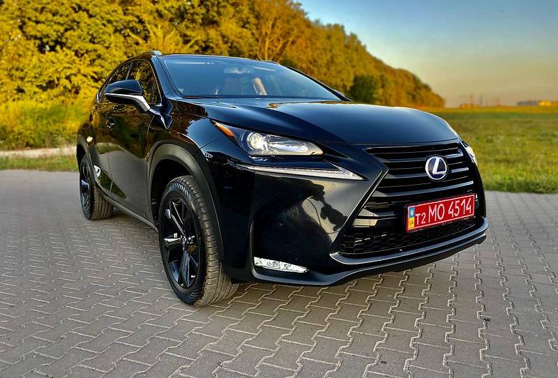 Lexus NX 300h Hybrid 2017