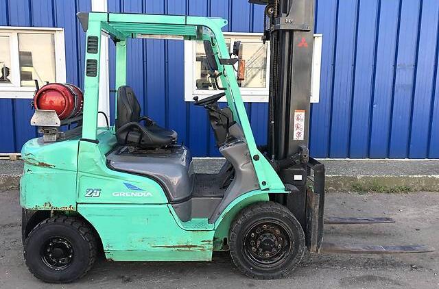 Mitsubishi FG 25 2014