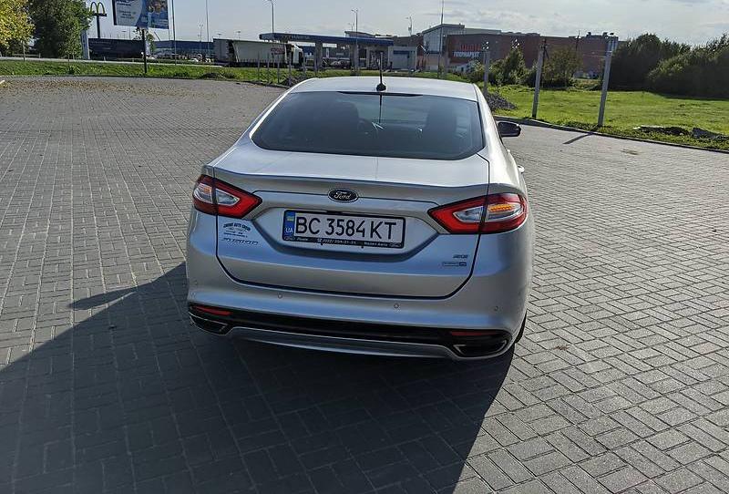 Ford Fusion SE AWD 2015