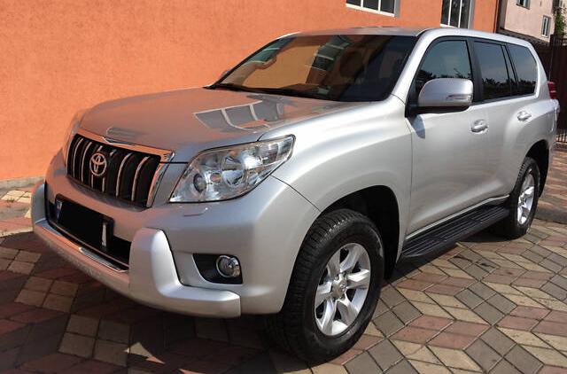 Toyota Land Cruiser Prado 150 2010