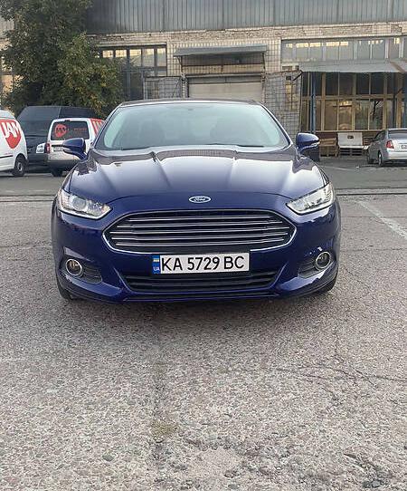 Ford Fusion SE 2015