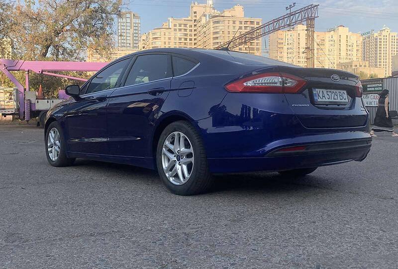Ford Fusion SE 2015