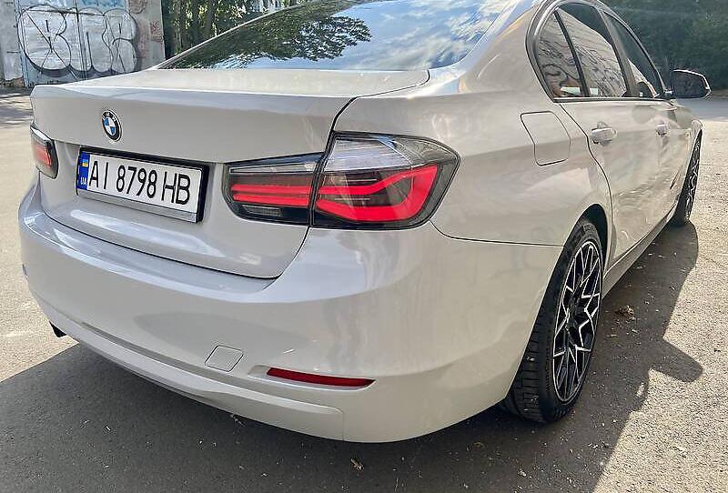 BMW 328 2013