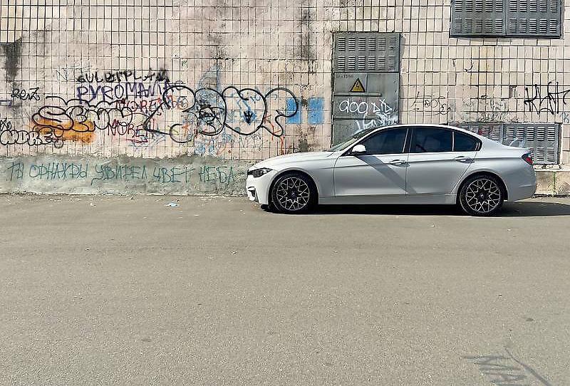 BMW 328 2013