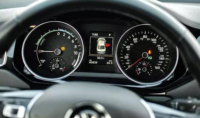 Volkswagen Jetta 1.4 TSI HYBRID SEL 2016