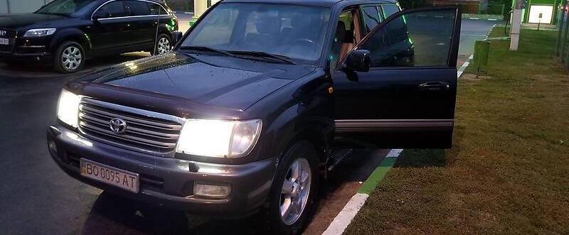 Toyota Land Cruiser 100 2004