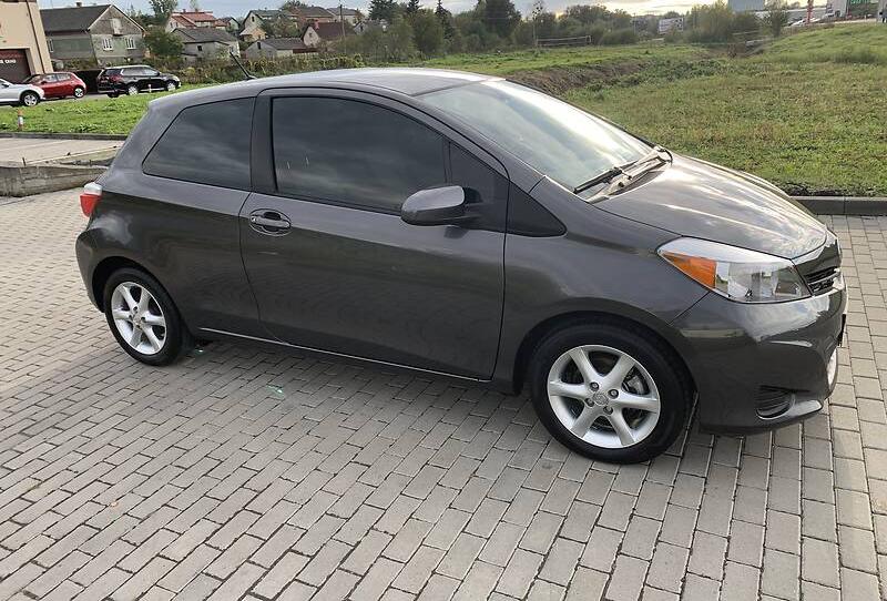 Toyota Yaris 2013