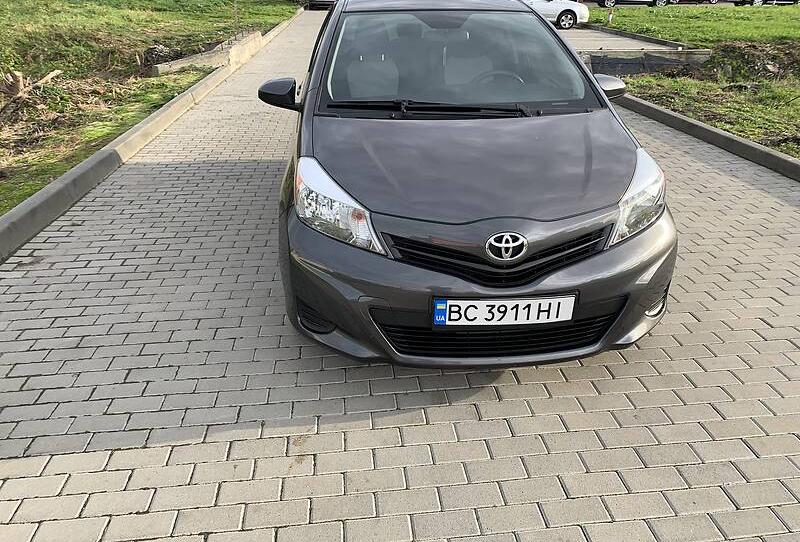 Toyota Yaris 2013