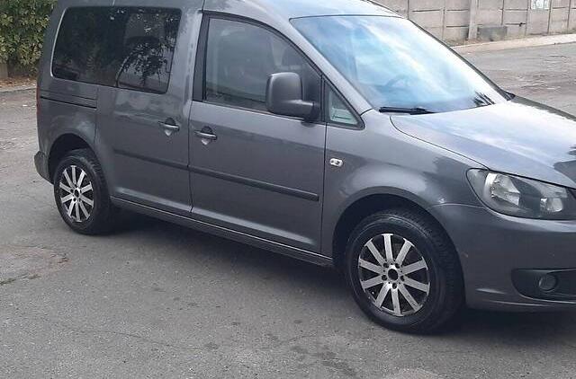 Volkswagen Caddy пасс. 2013