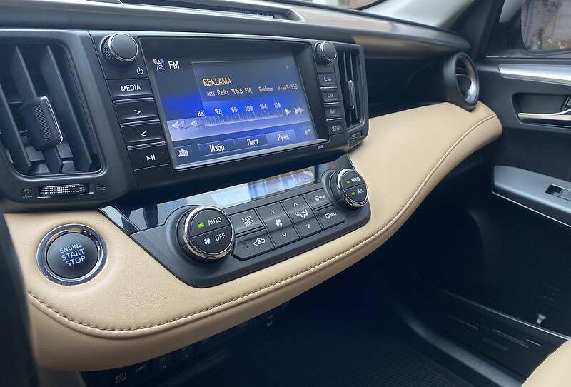 Toyota RAV4 2016