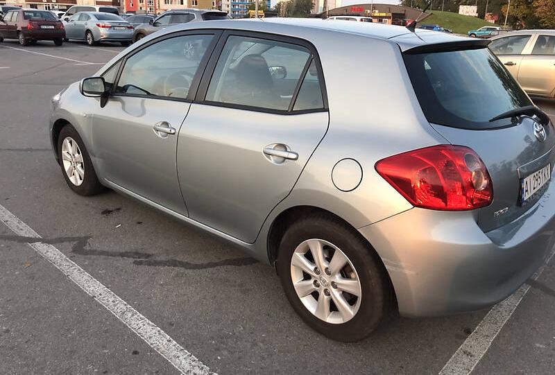 Toyota Auris 2009