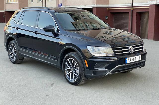 Volkswagen Tiguan SE 2018