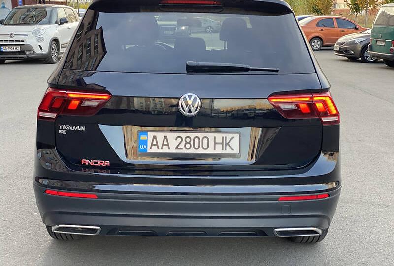 Volkswagen Tiguan SE 2018