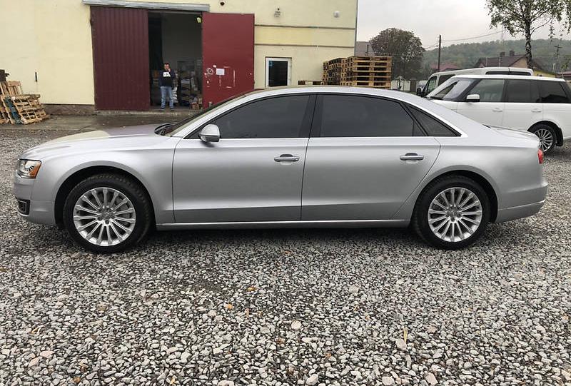 Audi A8 Long  4.0T 2015