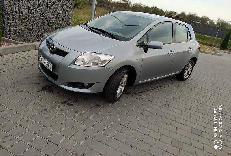 Toyota Auris 2009