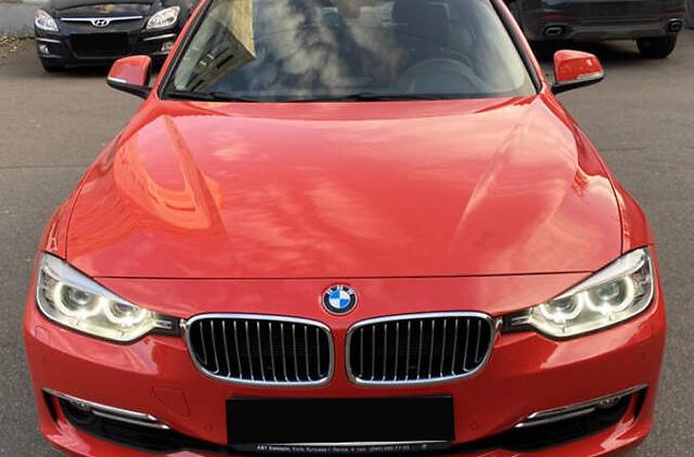 BMW 328 Xdrive  2013