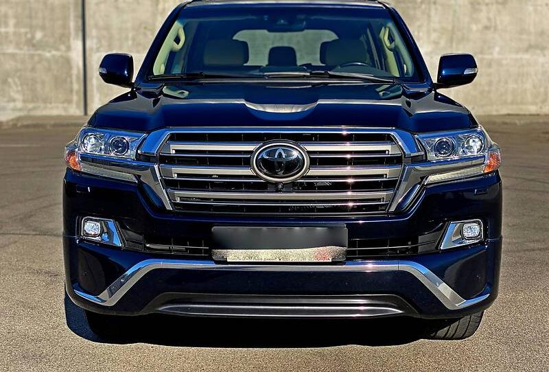Toyota Land Cruiser 200 Premium  2016