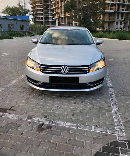 Volkswagen Passat B7 SE 2011