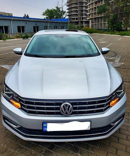 Volkswagen Passat B8 SEL 2016