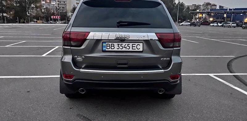 Jeep Grand Cherokee  Overland Official 2011