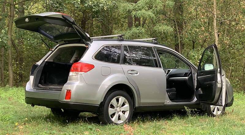 Subaru Outback AWD  2011