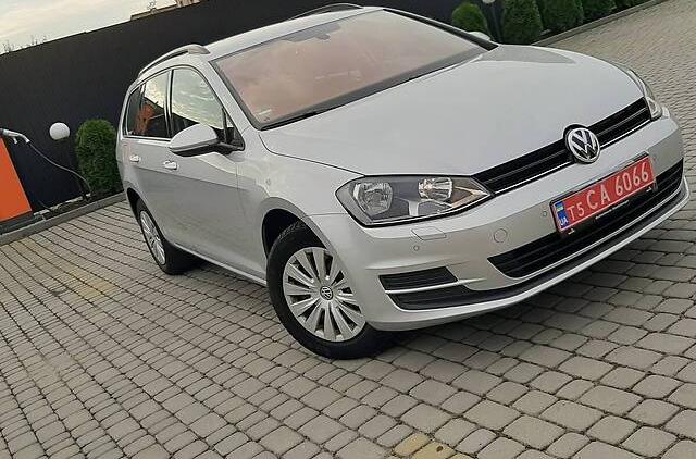 Volkswagen Golf VII Navi Klimat Automat 2015