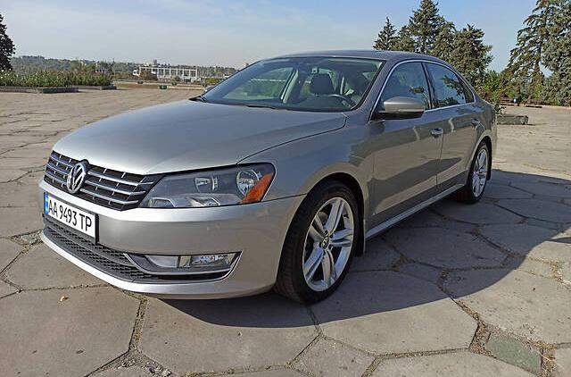 Volkswagen Passat B7 SE 2013