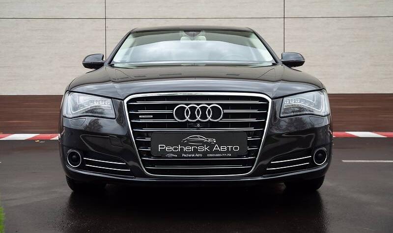 Audi A8 Design Selection 2012