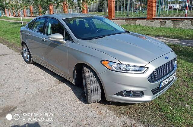 Ford Fusion SE 2014