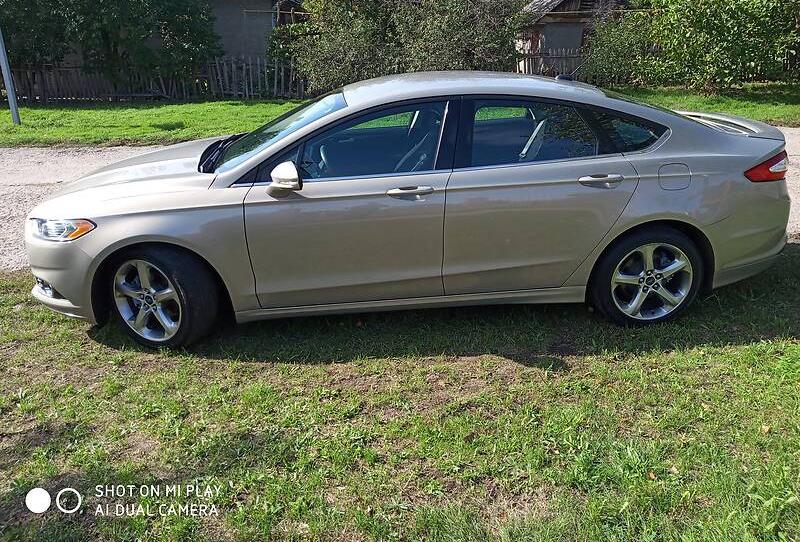 Ford Fusion SE 2014
