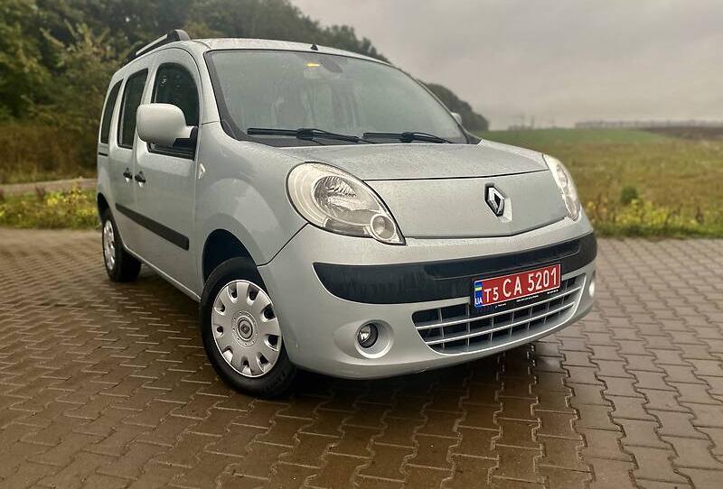 Renault Kangoo пасс. Family  EXPRESSION 2009