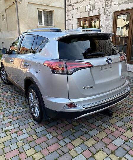 Toyota RAV4 2016
