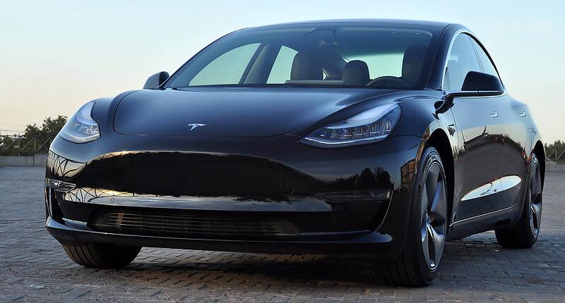 Tesla Model 3 LONG RANGE 2019