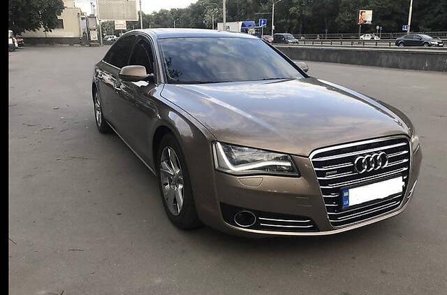 Audi A8 2011