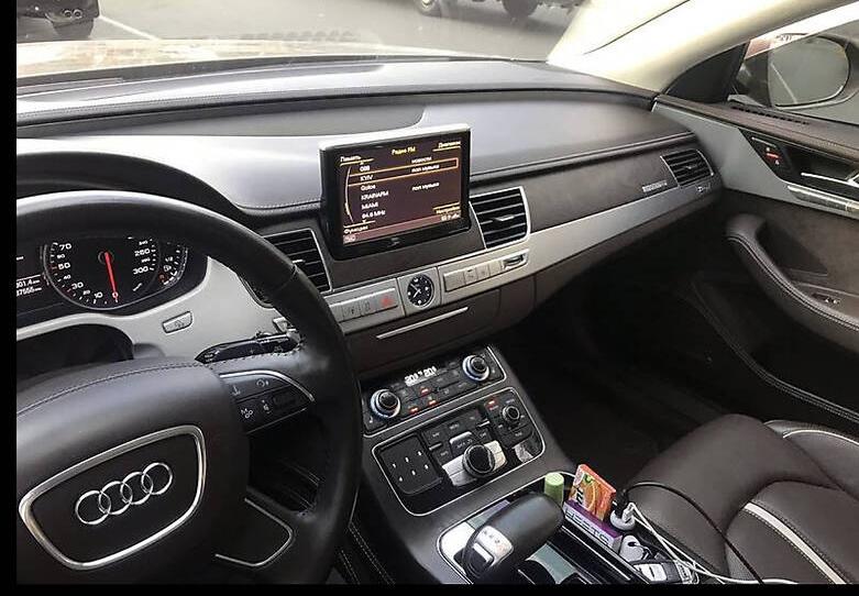 Audi A8 2011