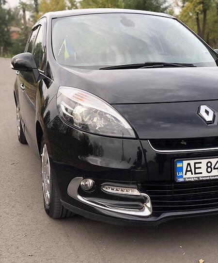 Renault Scenic 2012
