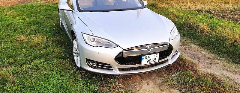 Tesla Model S 85 bez DTP 3 Phases  2014