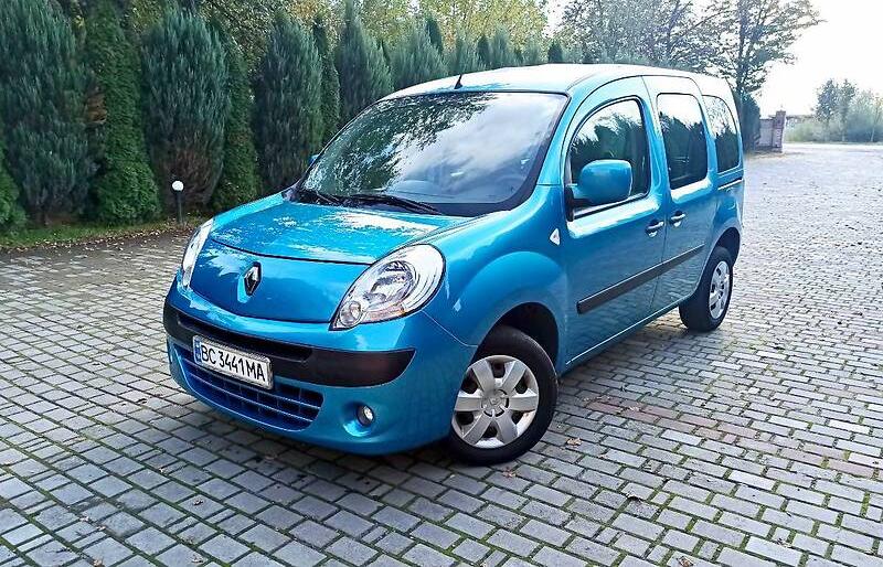 Renault Kangoo пасс. original pas auto 2010