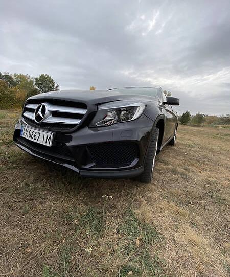 Mercedes-Benz GLA 250 2015