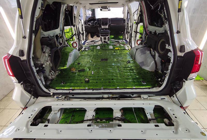 Toyota Land Cruiser 200 2016