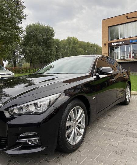 Infiniti Q50 2016