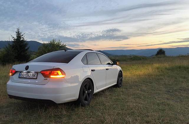 Volkswagen Passat B7 US SE PLUS 2012