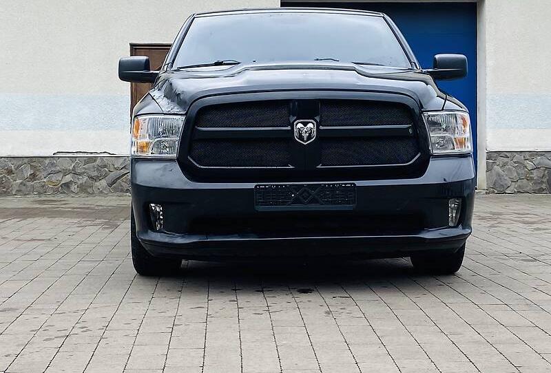 Dodge RAM 1500 2016