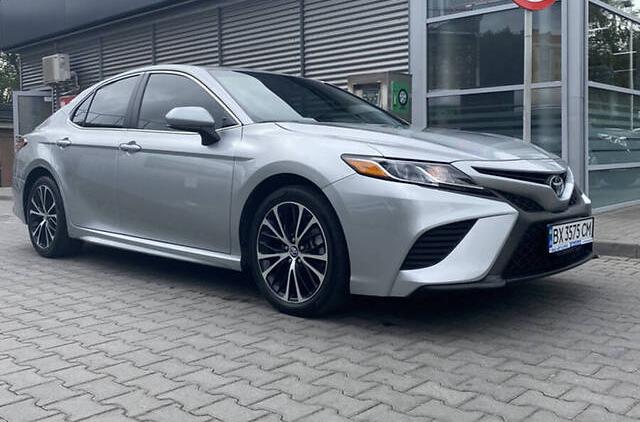 Toyota Camry 2017