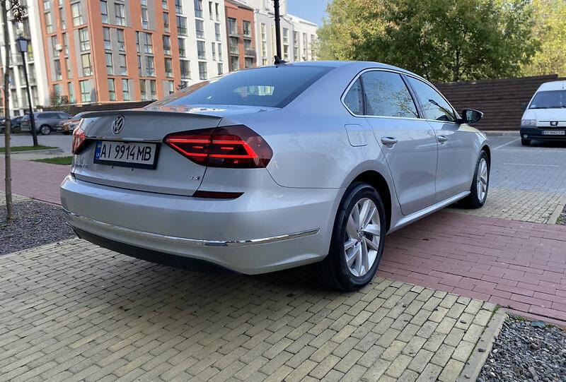 Volkswagen Passat B8 SE  2.0TSI 2017