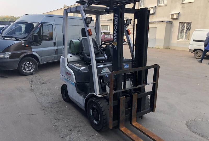 Nissan FG 15 2015