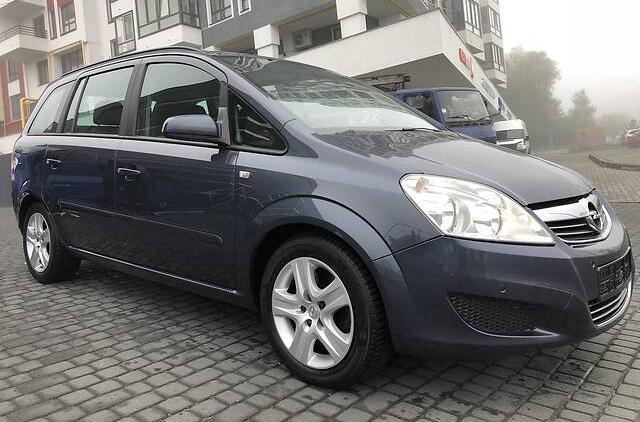 Opel Zafira IDEAL.NAVI 2010