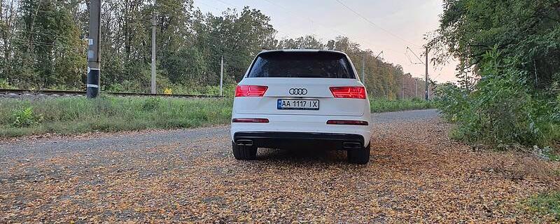 Audi Q7 2016