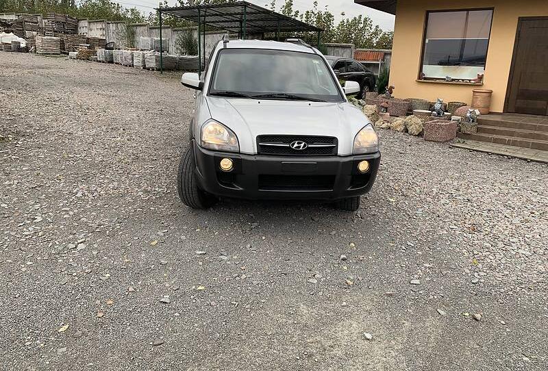 Hyundai Tucson   2008