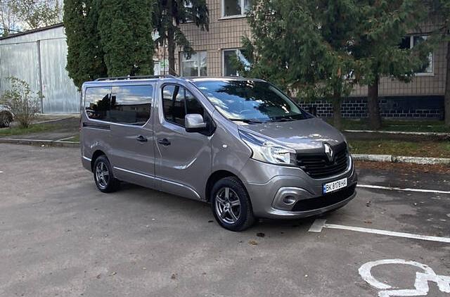 Renault Trafic пасс. 2015
